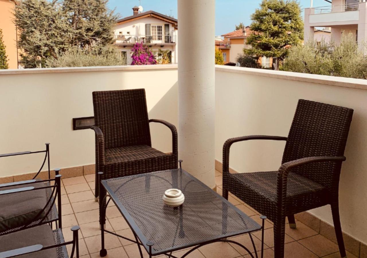 Residence Del Lago Desenzano del Garda Exteriör bild