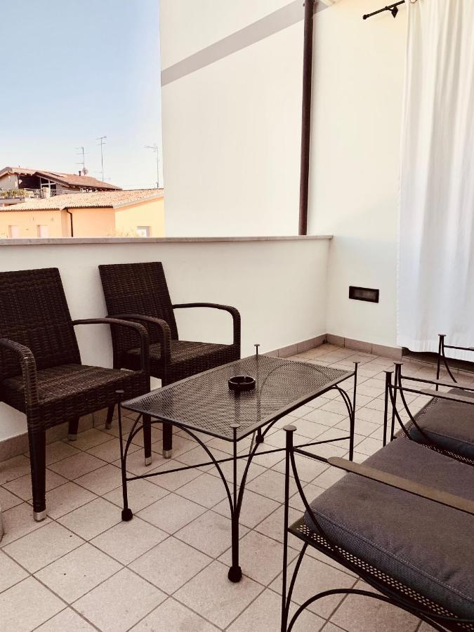 Residence Del Lago Desenzano del Garda Exteriör bild